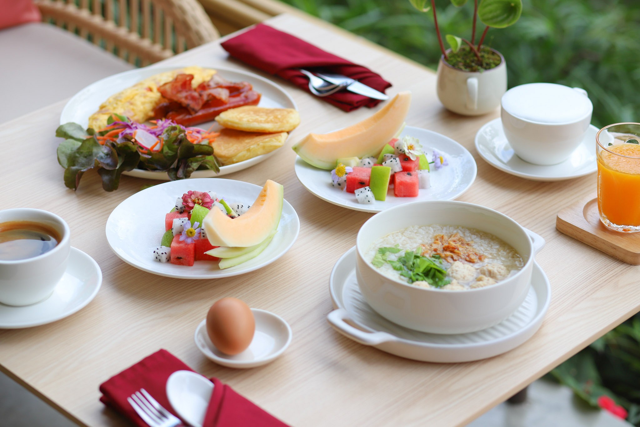 Restaurant & Cafe