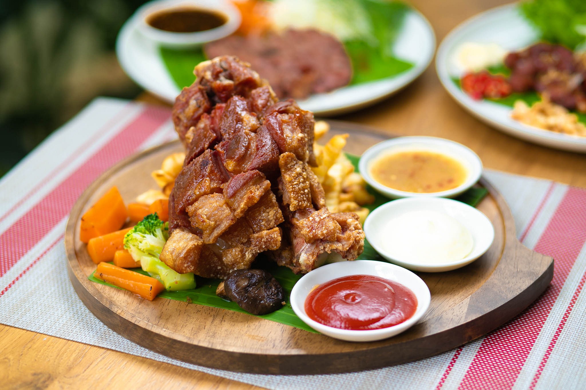 Restaurant & Cafe